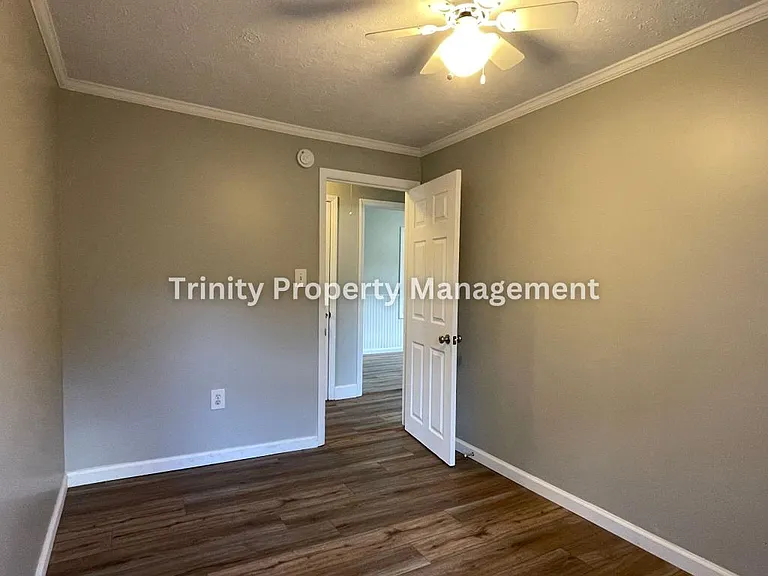 27 Hathaway Dr — Photo 18