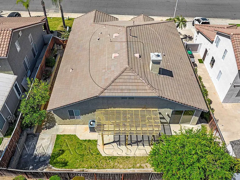 27090 Adelanto Dr — Photo 17