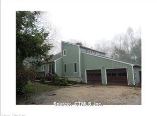 31 Jennifer Ln, East Hartland, CT 06027