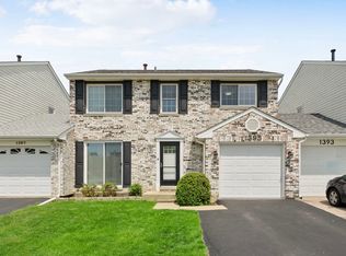 1395 Potomac Ct, Carol Stream, IL 60188
