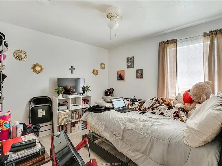 1526 Pine Ridge Dr #D — Photo 8