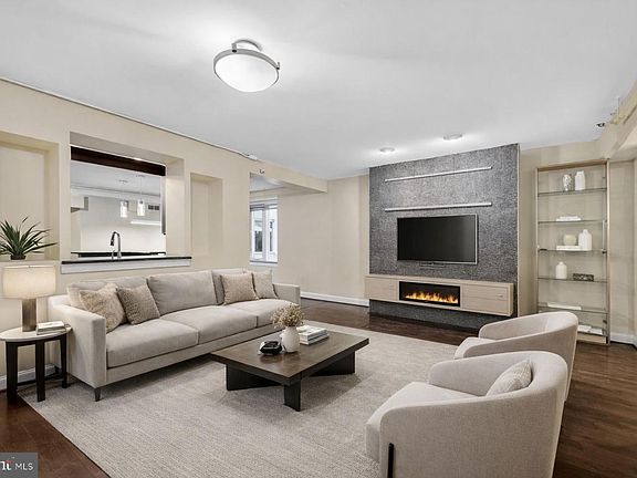 4th image of 126 Cuthbert St APT 3