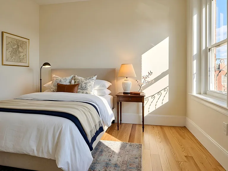 108 Myrtle St #18R — Photo 3