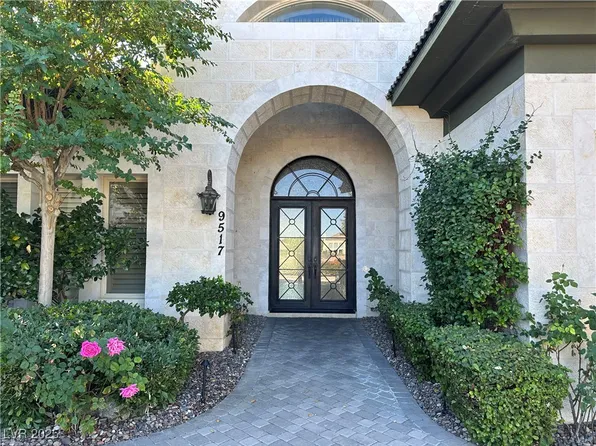 9517 Verlaine Ct, Las Vegas, NV 89145
