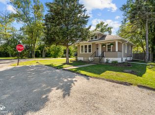 601 Cayuga St, Joliet, IL 60432