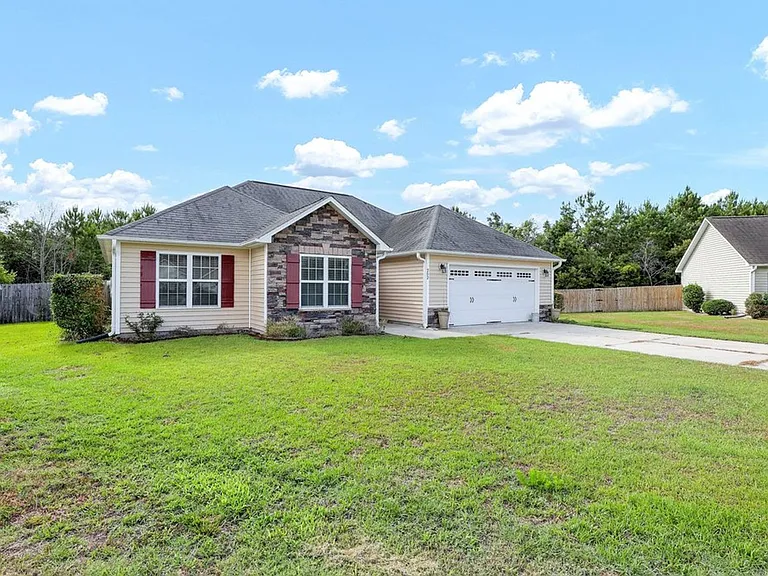 202 Marsh Haven Dr — Photo 3