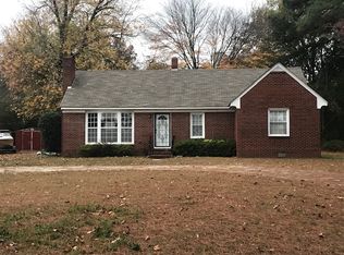 2620 Hayes Rd, Hayes, VA 23072