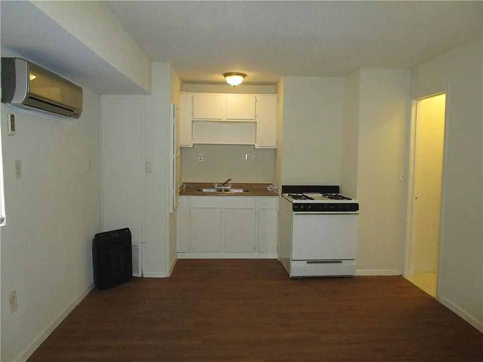 2nd image of 4709 Harmon Ave APT 333