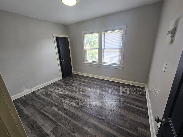 841-843 Seymour Ave #843 SEYMOUR AVE — Photo 7