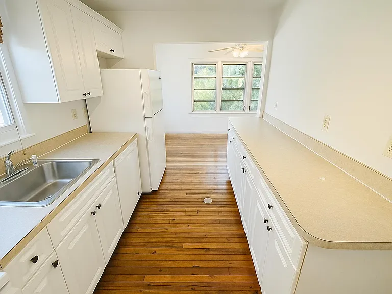 415 6th Ave N #1/2 — Photo 3