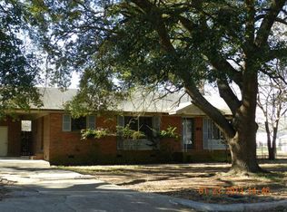 1035 Elizabeth Dr, Laurinburg, NC 28352