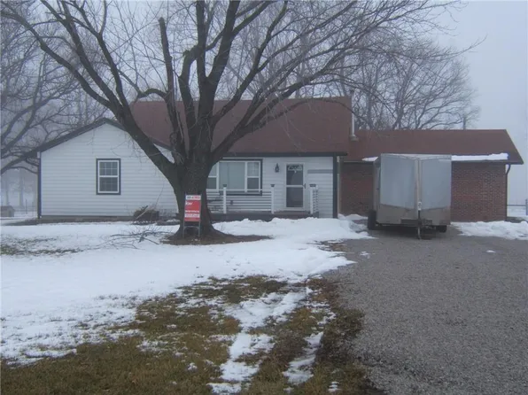 30455 Osawatomie Rd, Paola, KS 66071