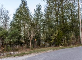 996 Island Ford Rd, Jacksboro, TN 37757