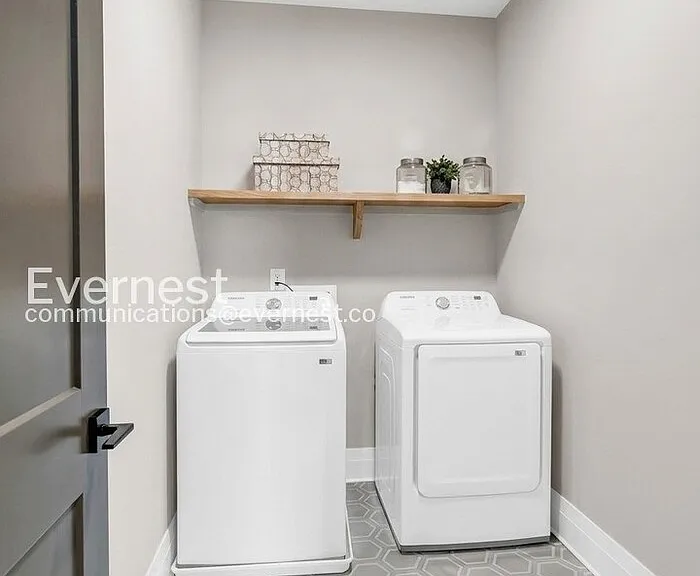 1084 Noble Loop #12 — Photo 20