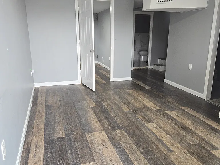 601 Randolph St — Photo 17