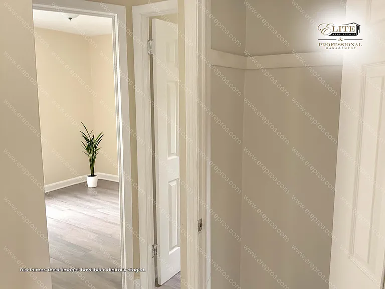 710 Huron St — Photo 23
