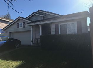 2059 Bedford St, Santa Rosa, CA 95404