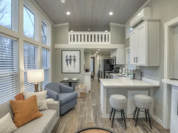 67 Finch Rd, Tracy City, TN 37387