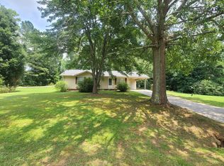 75 Riverside Dr, Carrollton, GA 30117