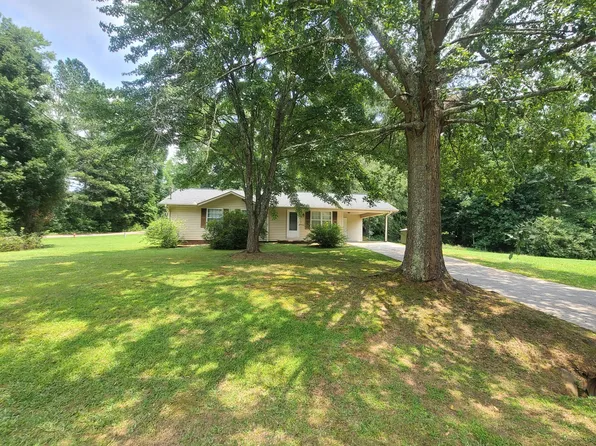 75 Riverside Dr, Carrollton, GA 30117