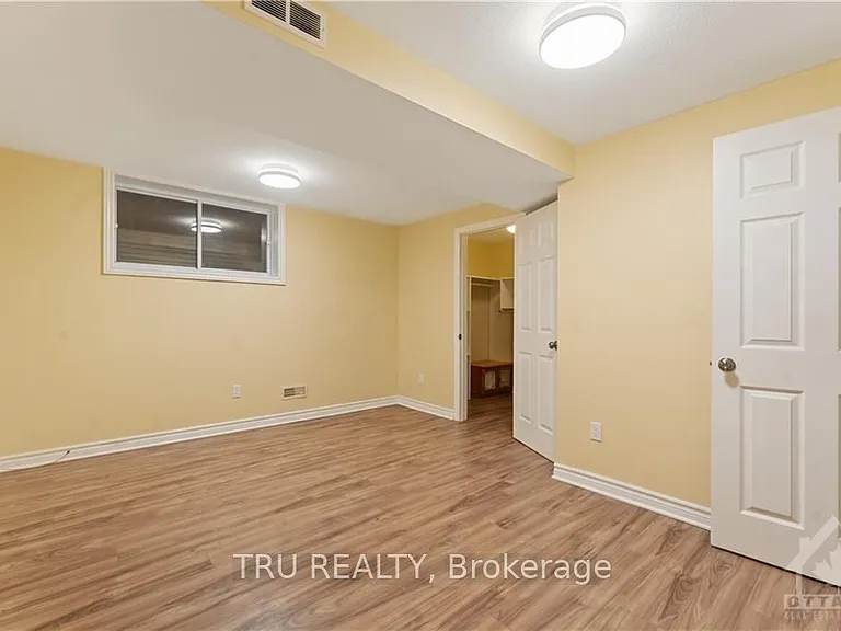 328 Mirabeau Ter — Photo 27