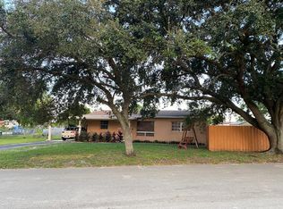 6890 Thomas St, Hollywood, FL 33024