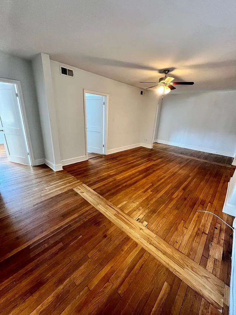 1121 W Grace St — Photo 4