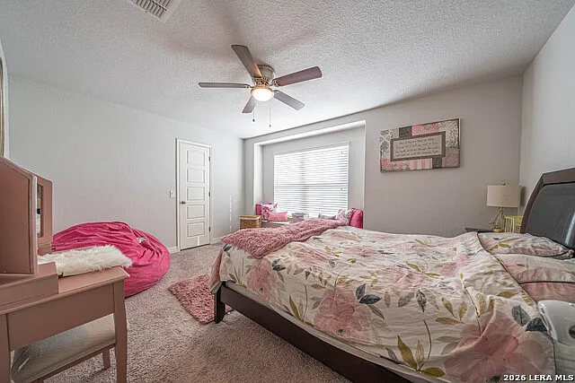 8923 Monument Parke — Photo 27