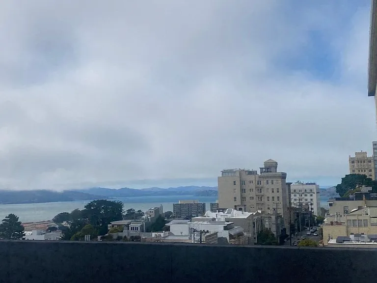 2335 Larkin St #24 — Photo 9