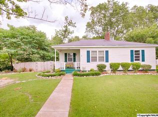 1518 Buena Vista Cir SE, Decatur, AL 35601