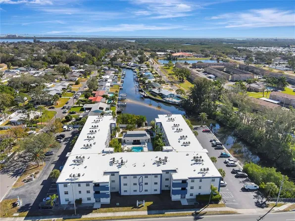 350 79th Ave N APT 238, Saint Petersburg, FL 33702