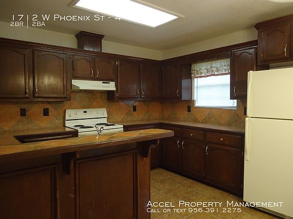 2nd image of 1712 Phoenix St APT 4