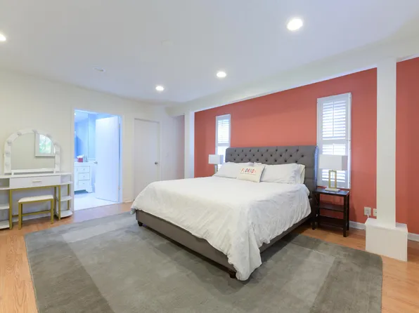 214 33rd Street, West Palm Beach, FL 33407