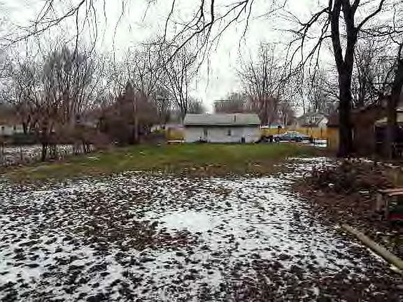 Home for Sale in Decatur, IL $25,877