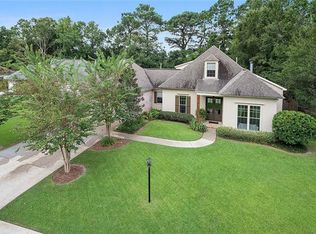 284 Oak Island Dr, Mandeville, LA 70448