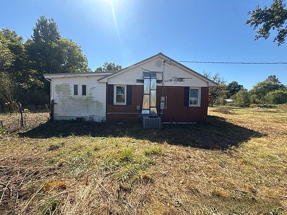 3rd image of 82 Ingleside Rd