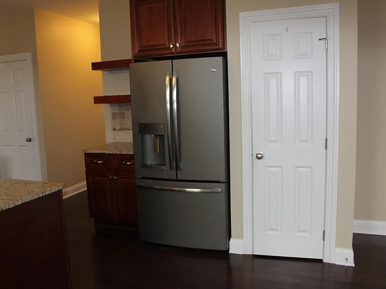 1258 Patriot Way — Photo 8