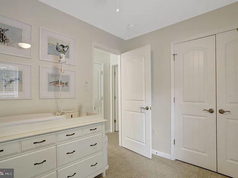 2862 Rosemary Ln — Photo 29