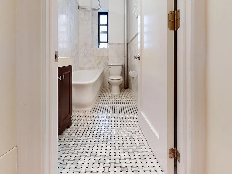 216 W 89th St #4A — Photo 18