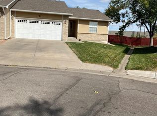 20 Nona Brooks Ct UNIT E, Pueblo, CO 81005