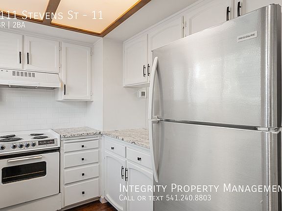 5th image of 1111 Stevens St APT 11