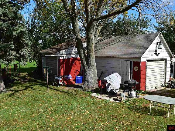 3rd image of 515 Cleveland Ave E