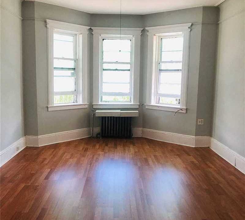 1st image of 3174 45th St