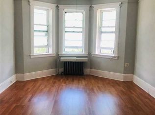 3174 45th St, Astoria, NY 11103