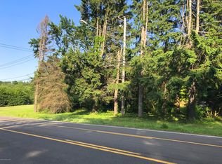 490 S Mountain Blvd, Mountain Top, PA 18707