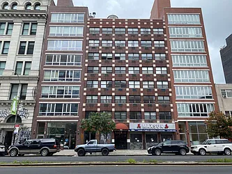 Rented by Golden Bull Realty Management