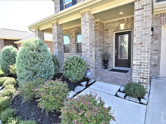 4th image of 2844 Elia Ln