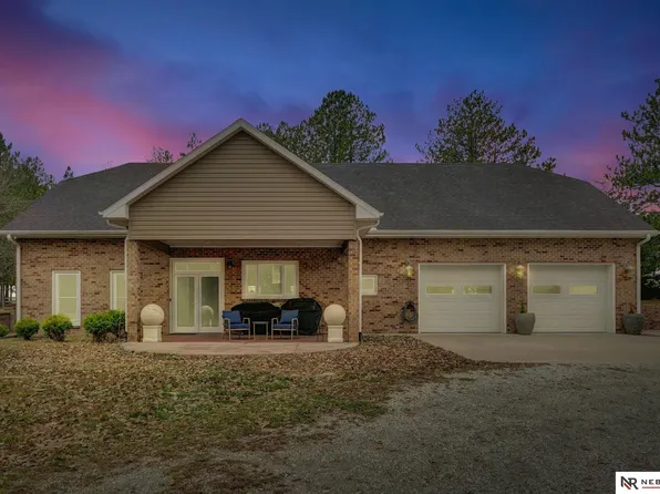 195 N 148th St, Lincoln, NE 68527