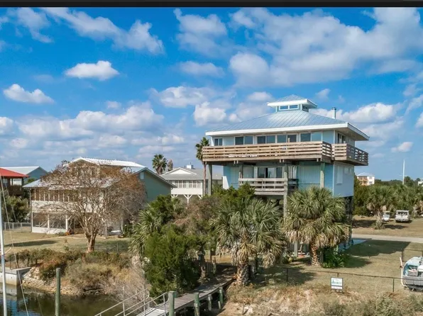 71 Royster Dr, Crawfordville, FL 32327