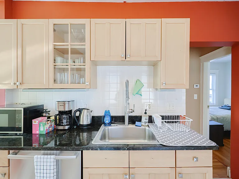 51 Whitten St #3 — Photo 14